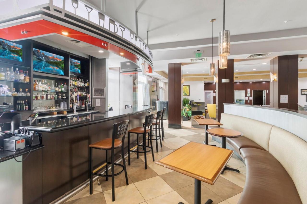 Holiday Inn Hotel & Suites Waco Northwest By Ihg Bellmead Zewnętrze zdjęcie