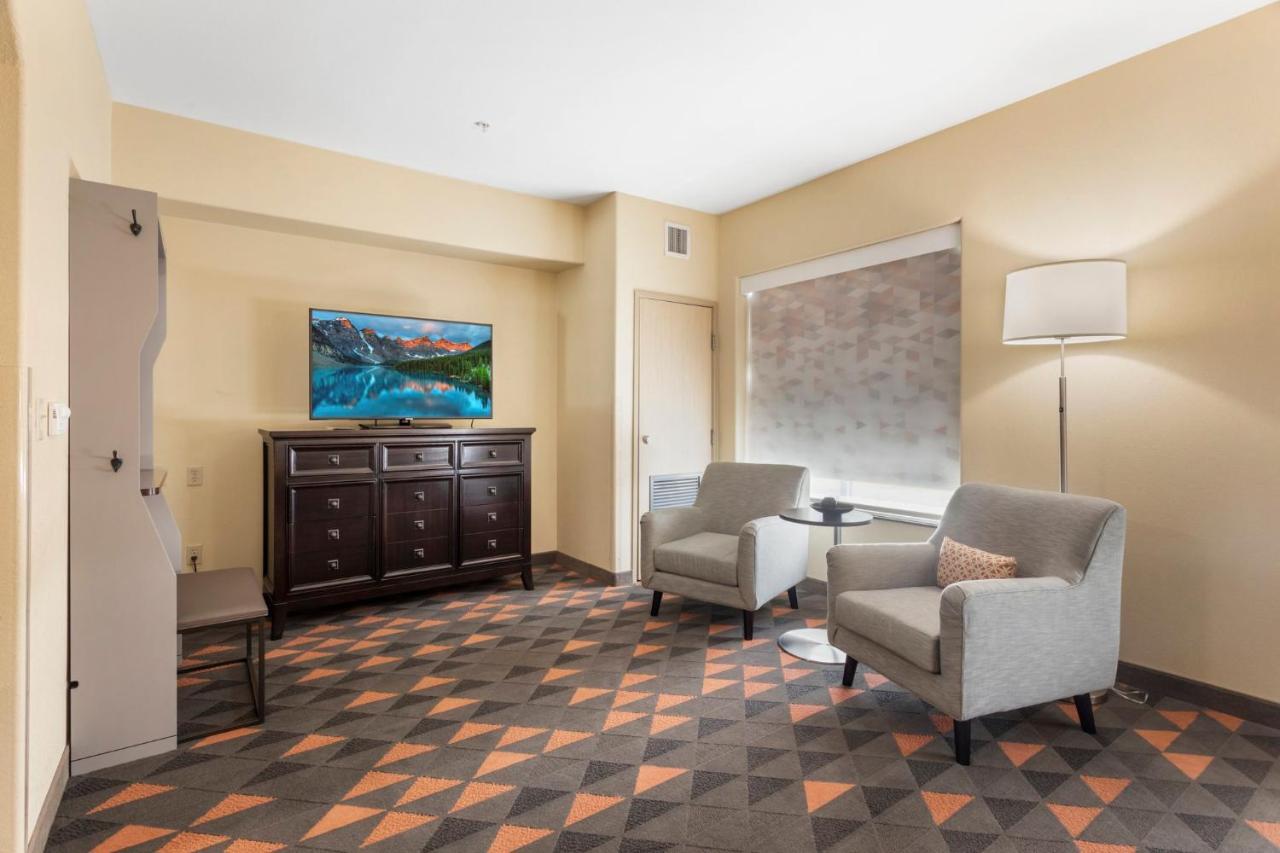 Holiday Inn Hotel & Suites Waco Northwest By Ihg Bellmead Zewnętrze zdjęcie