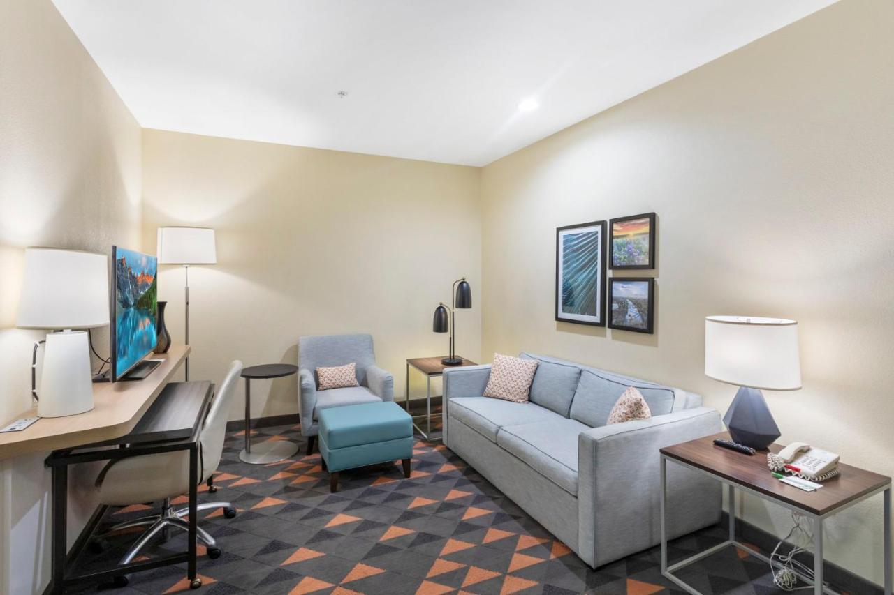 Holiday Inn Hotel & Suites Waco Northwest By Ihg Bellmead Zewnętrze zdjęcie