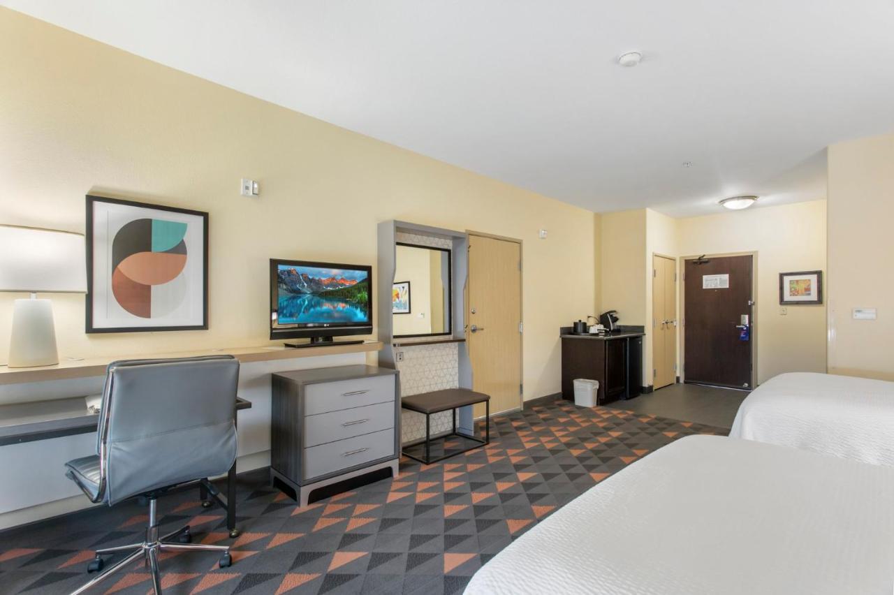 Holiday Inn Hotel & Suites Waco Northwest By Ihg Bellmead Zewnętrze zdjęcie