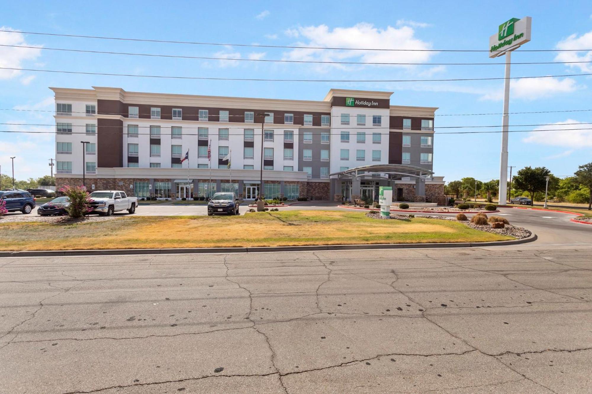 Holiday Inn Hotel & Suites Waco Northwest By Ihg Bellmead Zewnętrze zdjęcie